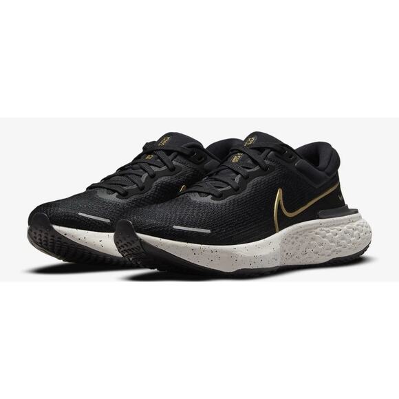 Nike ZoomX Invincible Run Flyknit Black Gold CT2228-004 size 6/7.5Women’s - Picture 1 of 6